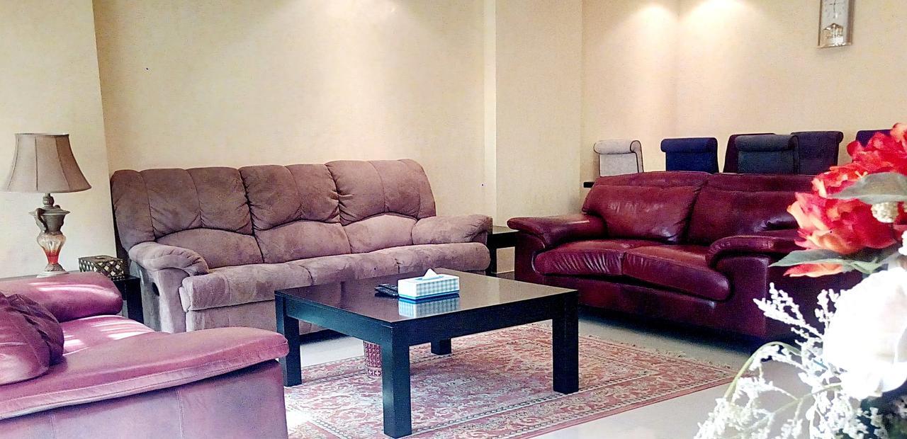 Zubara Plaza II Apartment Manama Exterior photo