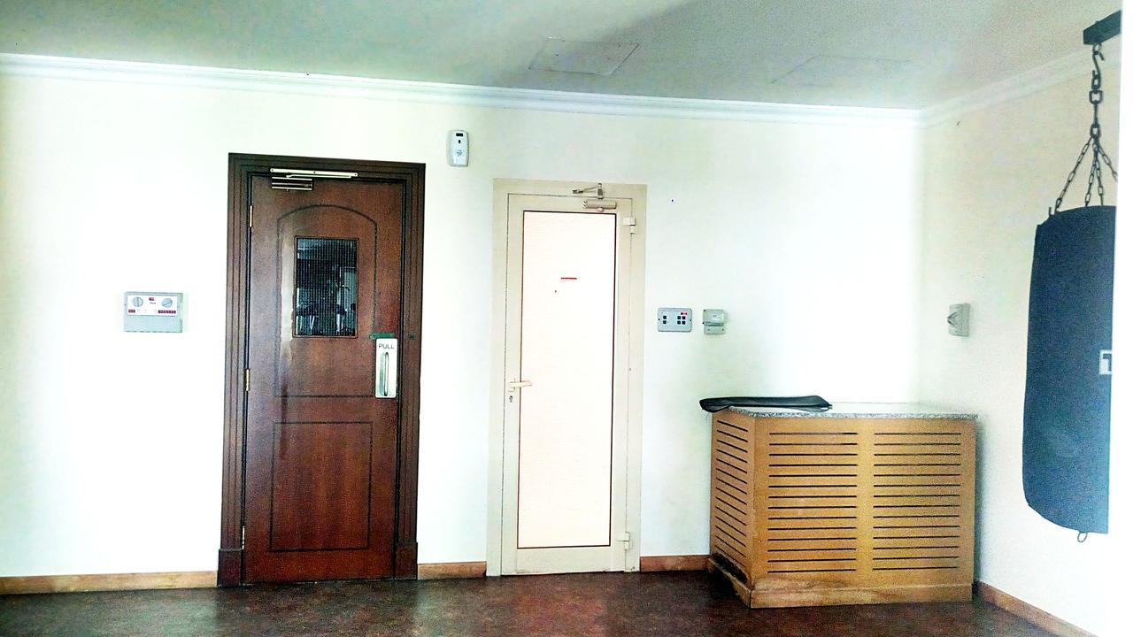 Zubara Plaza II Apartment Manama Exterior photo